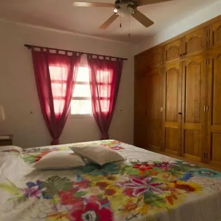 Timanfaya Bed & Breakfast 3*