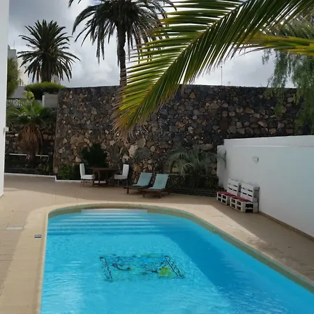 Timanfaya Bed & Breakfast