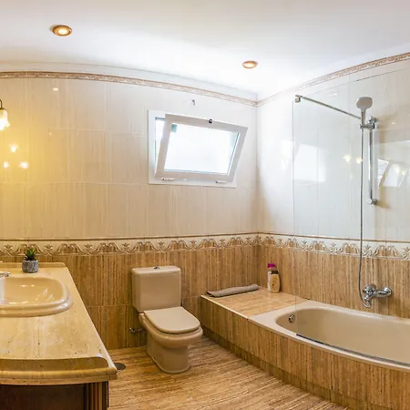 Timanfaya Bed & Breakfast