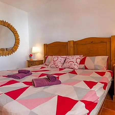 Alojamento de Acomodação e Pequeno-almoço Timanfaya 4*