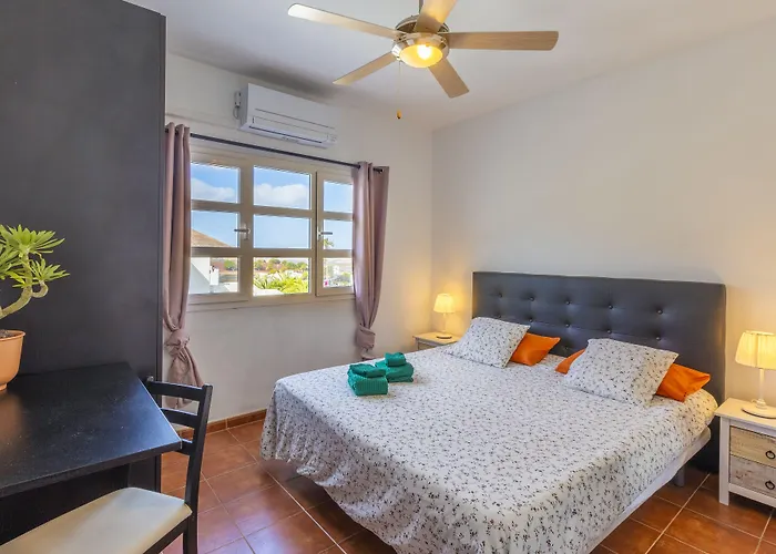 Bed & Breakfast Timanfaya 3*