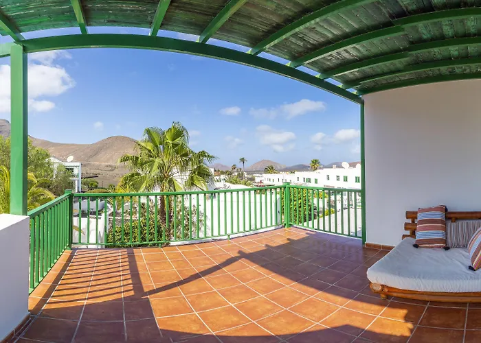 Timanfaya Bed & Breakfast