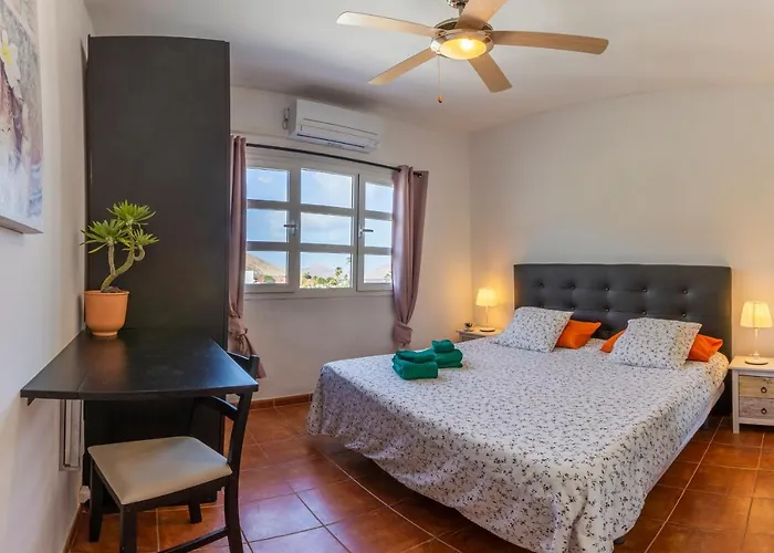 Bed & Breakfast Timanfaya 3*